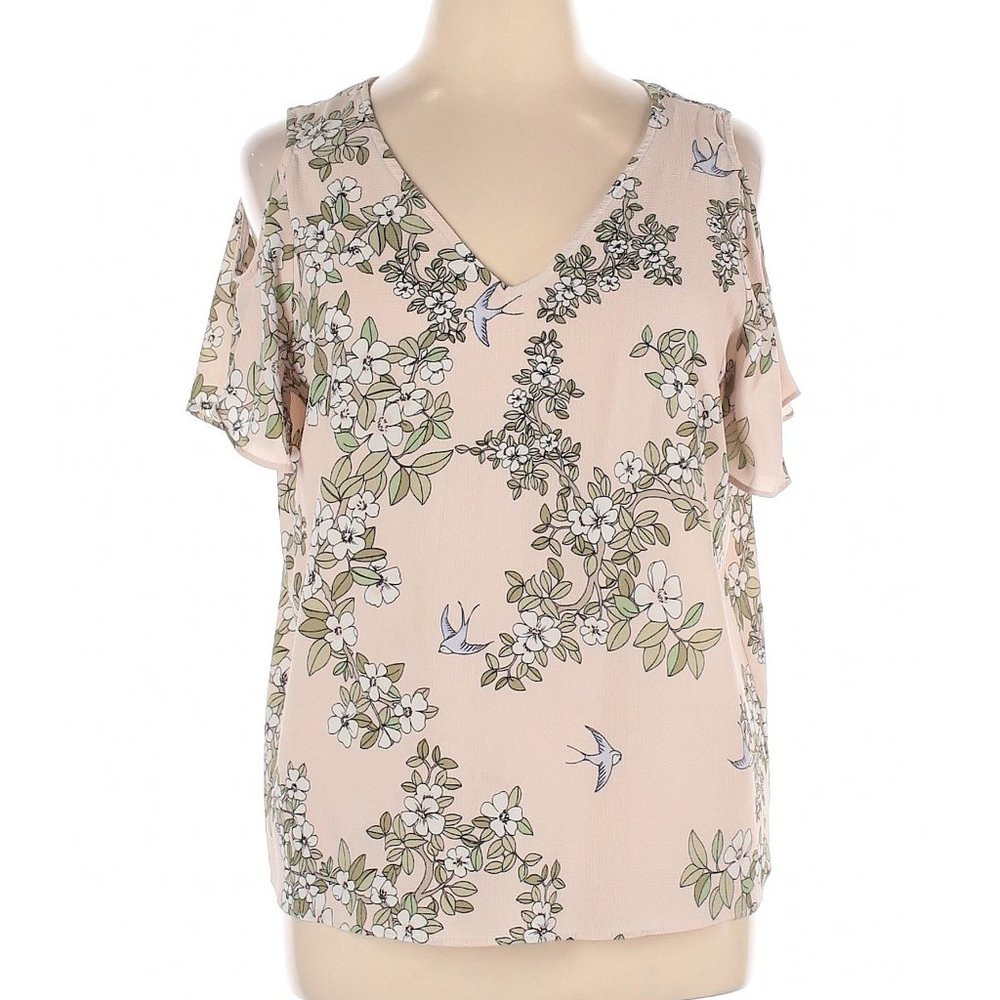 c&e. Cold Shoulder. XL